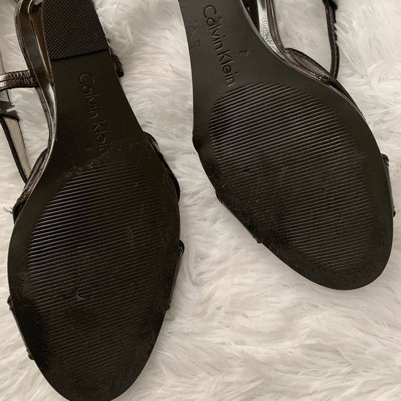 Calvin Klein Size 9 Wedge Sandals - Picture 4 of 5